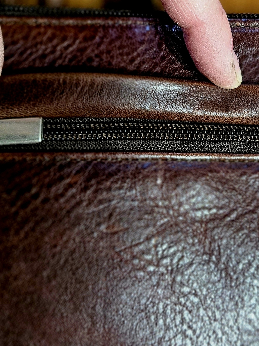 Sundance Dark Brown Leather Crossbody Bag - Picture 3 of 5